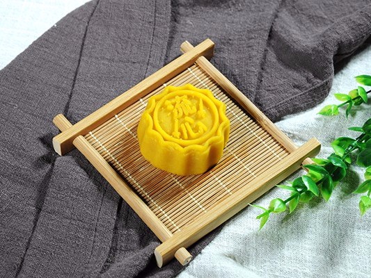 中秋月餅批發(fā)，藍(lán)白月餅又“變心”了
